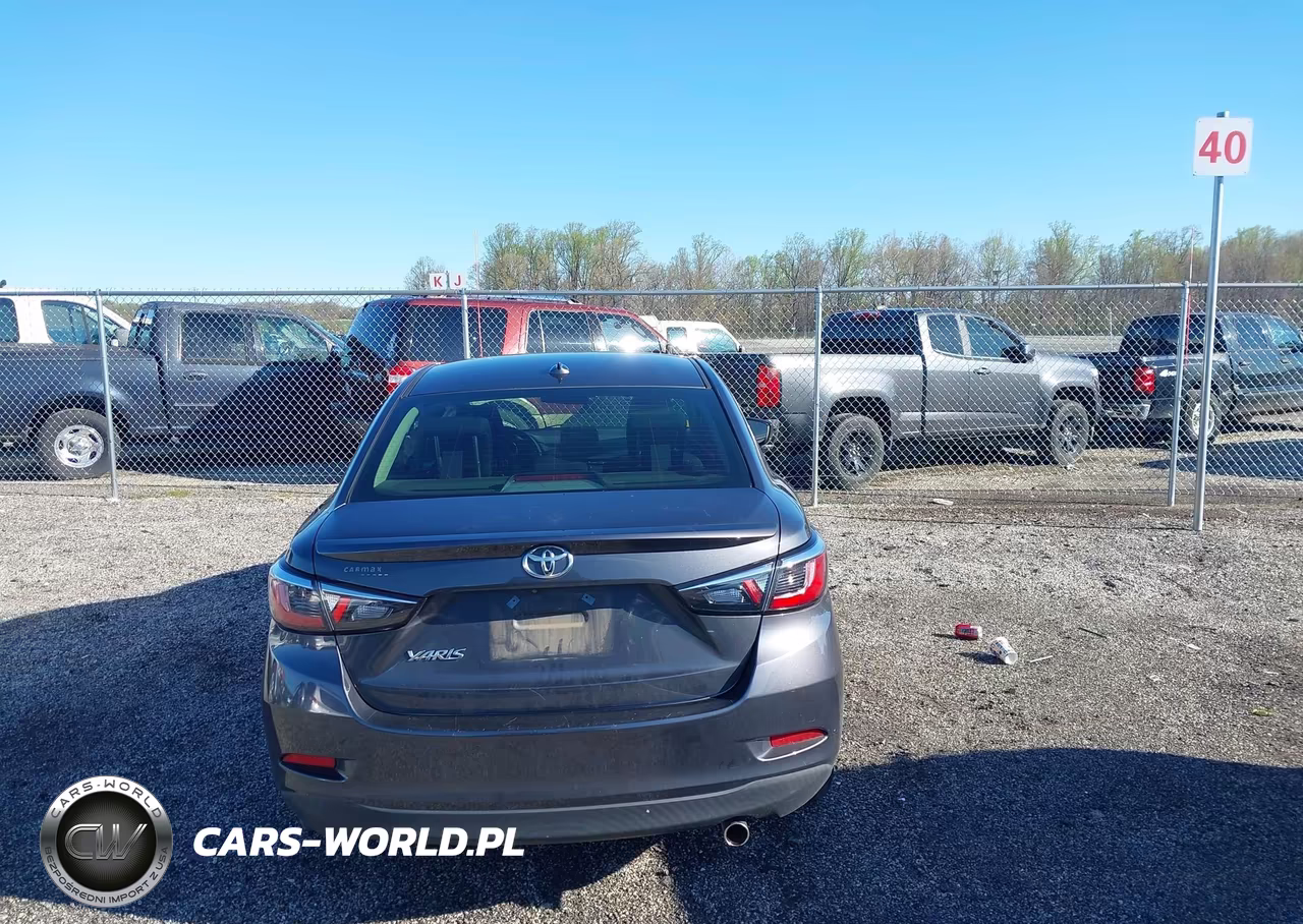 2019 Toyota Yaris Le VIN:3MYDLBYV7KY513373 - 16