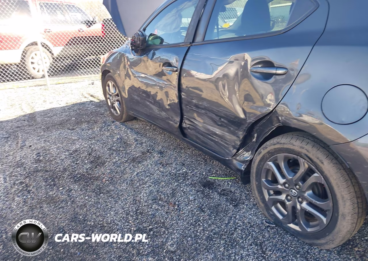 2019 Toyota Yaris Le VIN:3MYDLBYV7KY513373 - 6