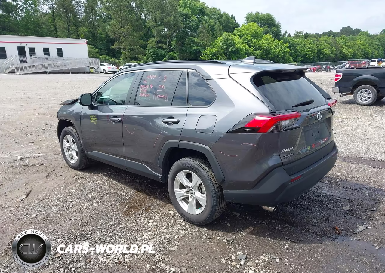 2021 Toyota Rav4 Xle VIN:2T3W1RFV0MW108831 - 3