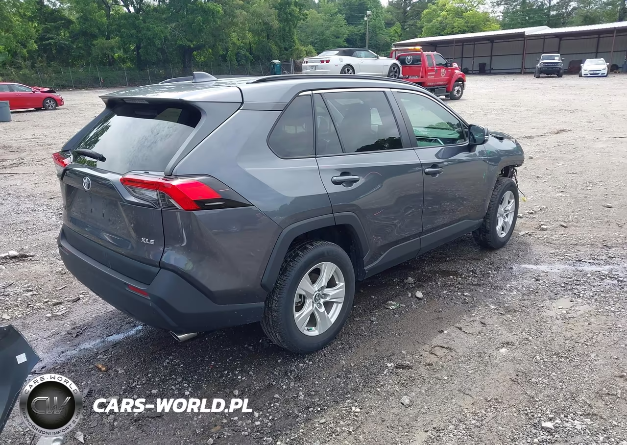 2021 Toyota Rav4 Xle VIN:2T3W1RFV0MW108831 - 4