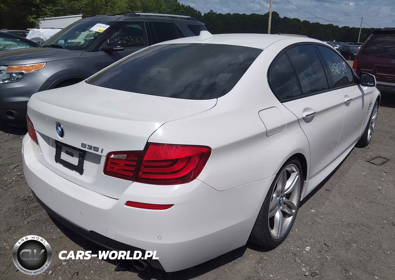 2012 BMW 535I xDrive VIN:WBAFU7C59CDU62680 - 4