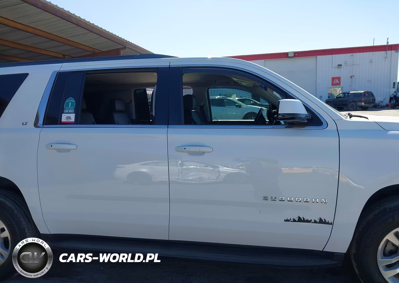 2017 Chevrolet Suburban Lt VIN:1GNSCHKC7HR234334 - 13