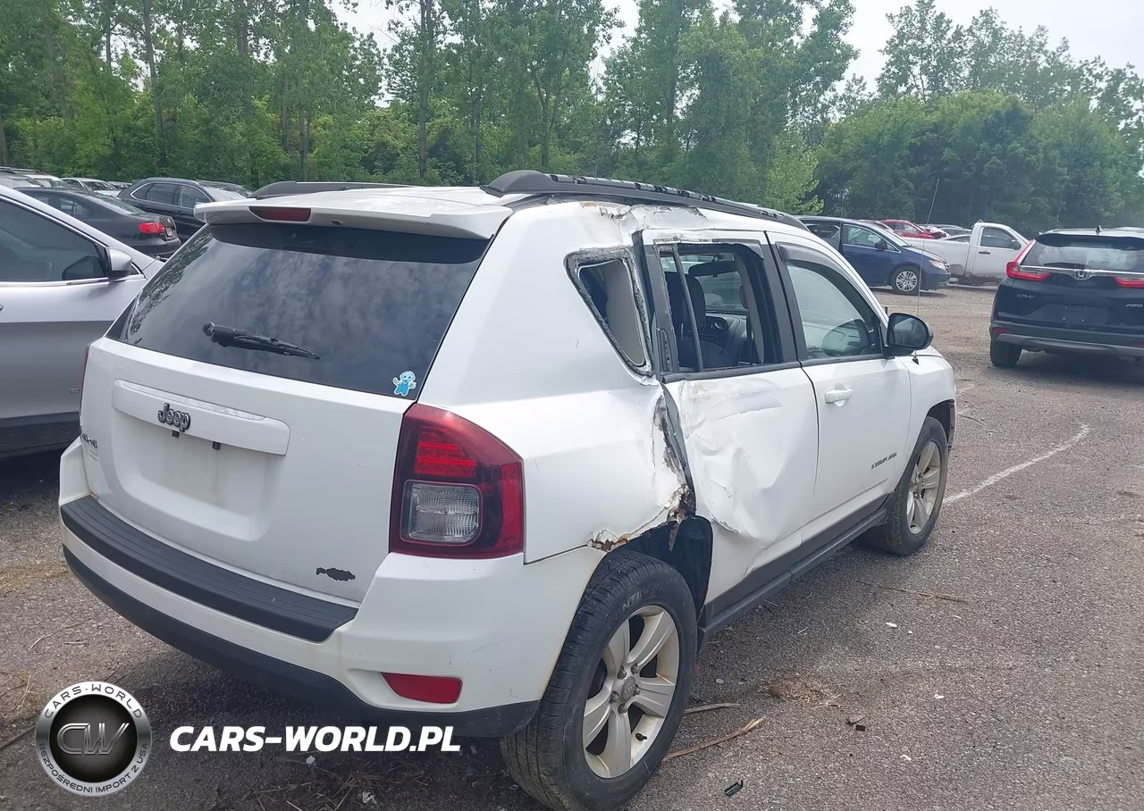 2014 Jeep Compass Sport VIN:1C4NJDBB3ED567876 - 4