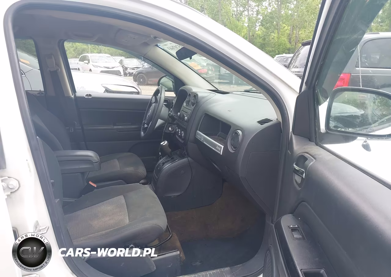 2014 Jeep Compass Sport VIN:1C4NJDBB3ED567876 - 5