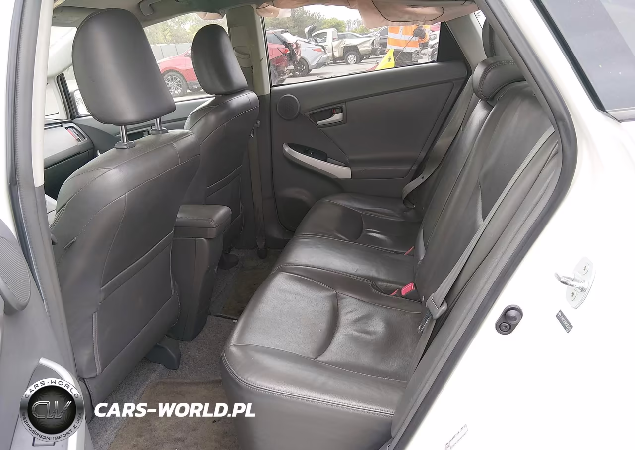 2011 Toyota Prius Four VIN:JTDKN3DU8B0303491 - 8