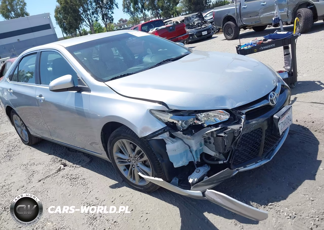 2016 Toyota Camry Se – zdjęcie 1 z 19