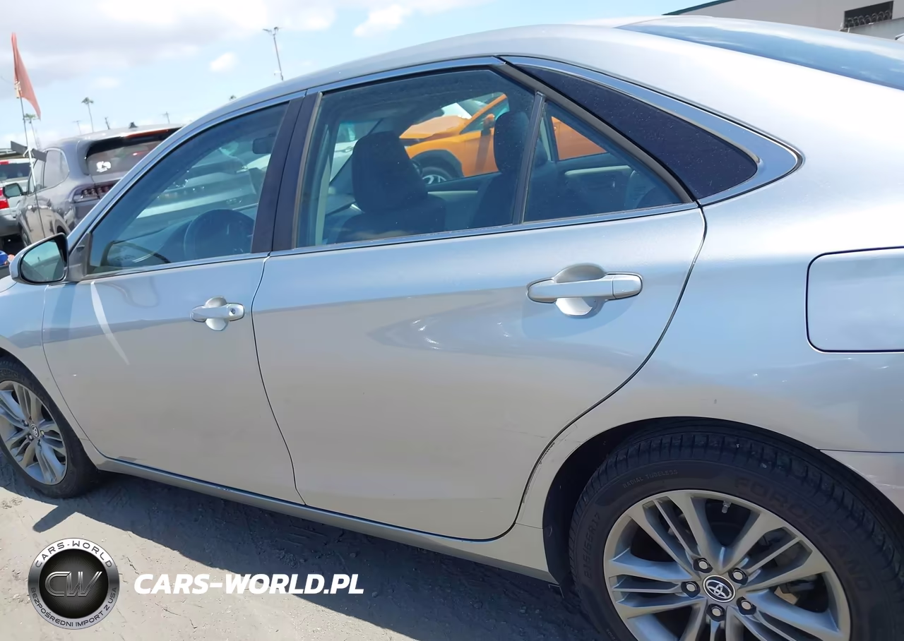 2016 Toyota Camry Se VIN:4T1BF1FK2GU185351 - 14