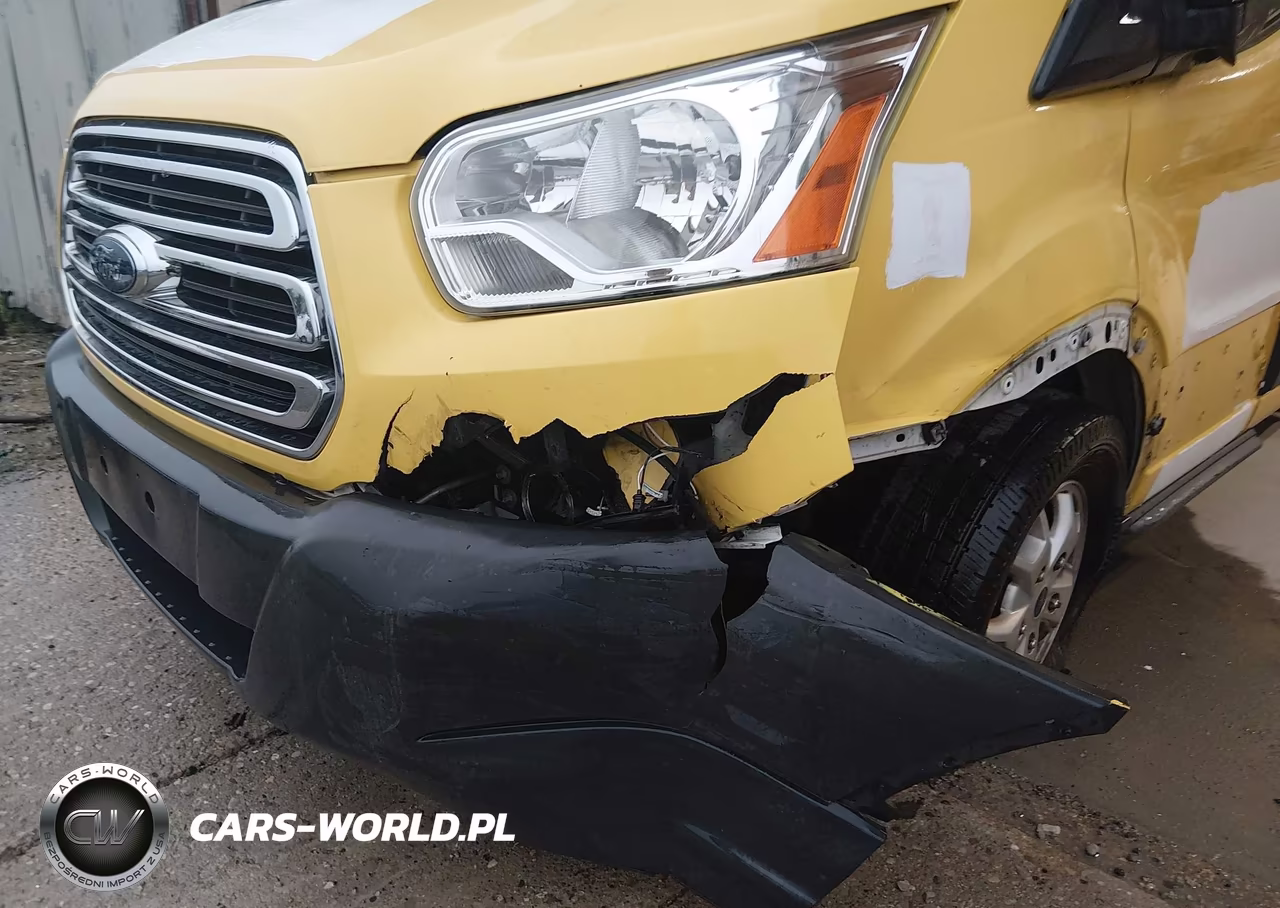 2015 Ford Transit-150 VIN:1FTYE1YM9FKA27129 - 6