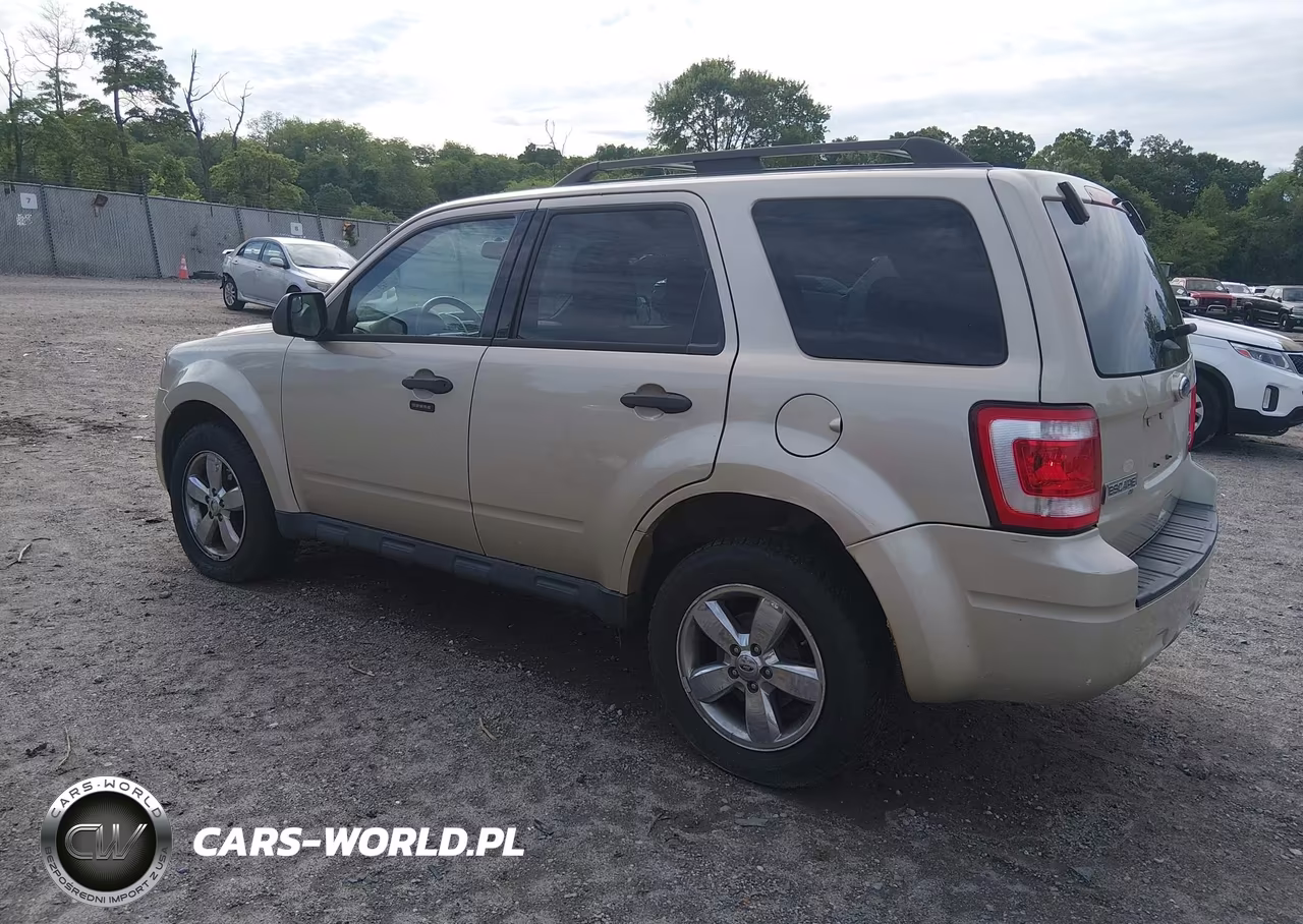 2012 Ford Escape Xlt VIN:1FMCU9DG1CKC72994 - 3