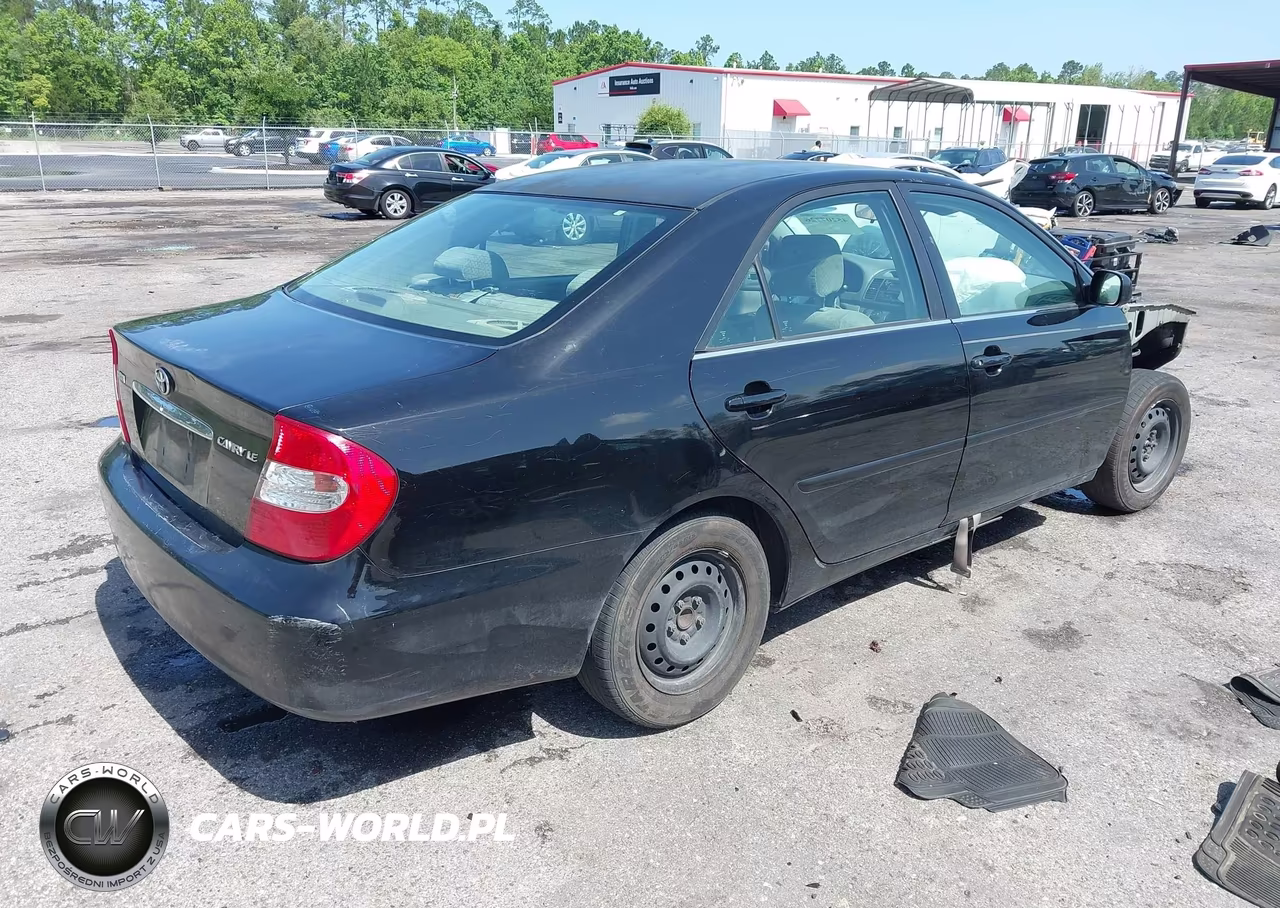 2004 Toyota Camry Le VIN:4T1BE32K24U374789 - 4
