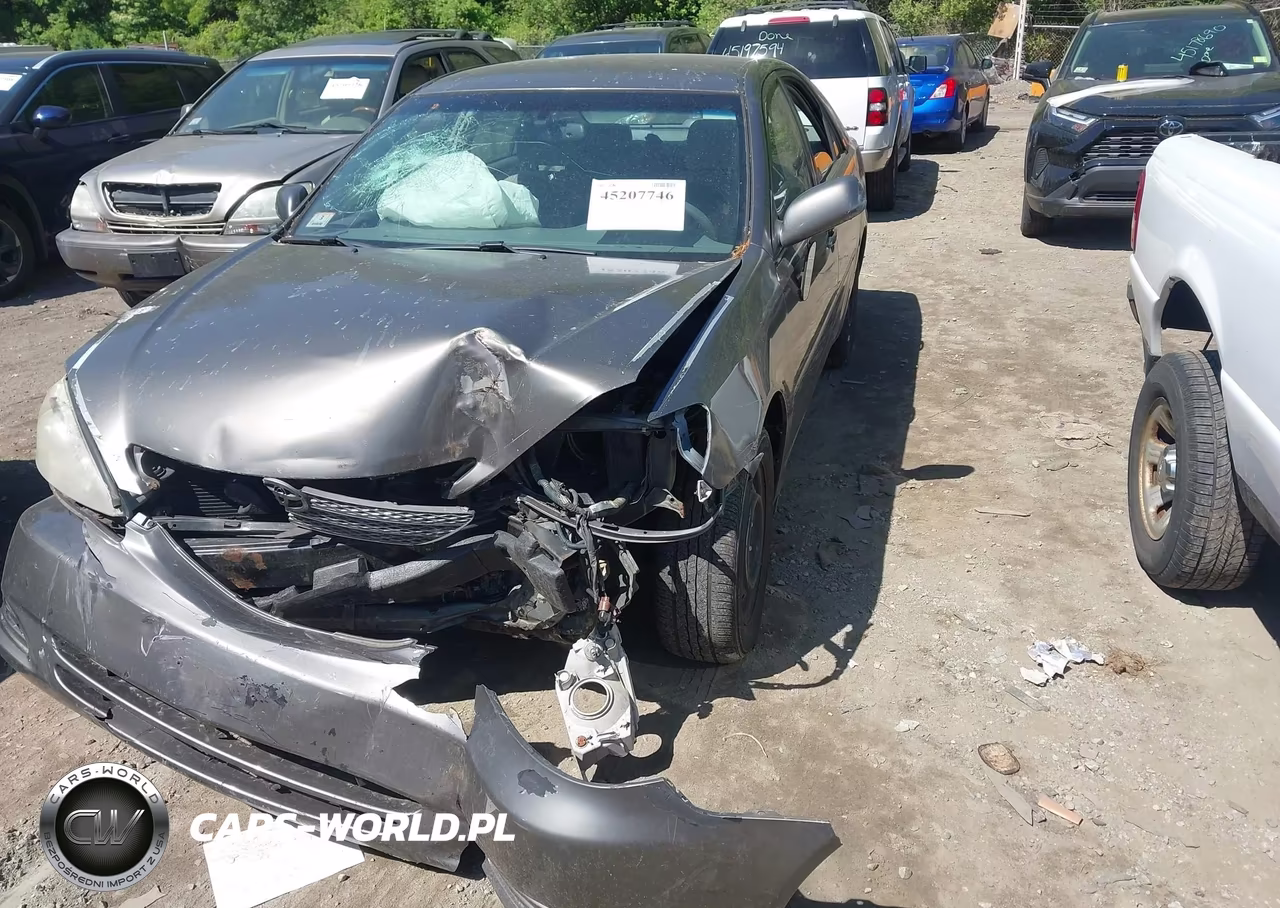 2002 Toyota Camry Xle VIN:4T1BE30K12U520941 - 2