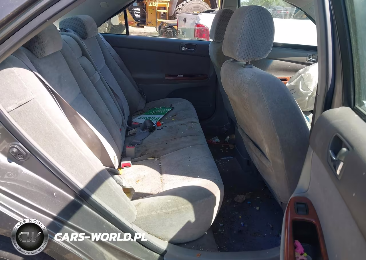 2002 Toyota Camry Xle VIN:4T1BE30K12U520941 - 8
