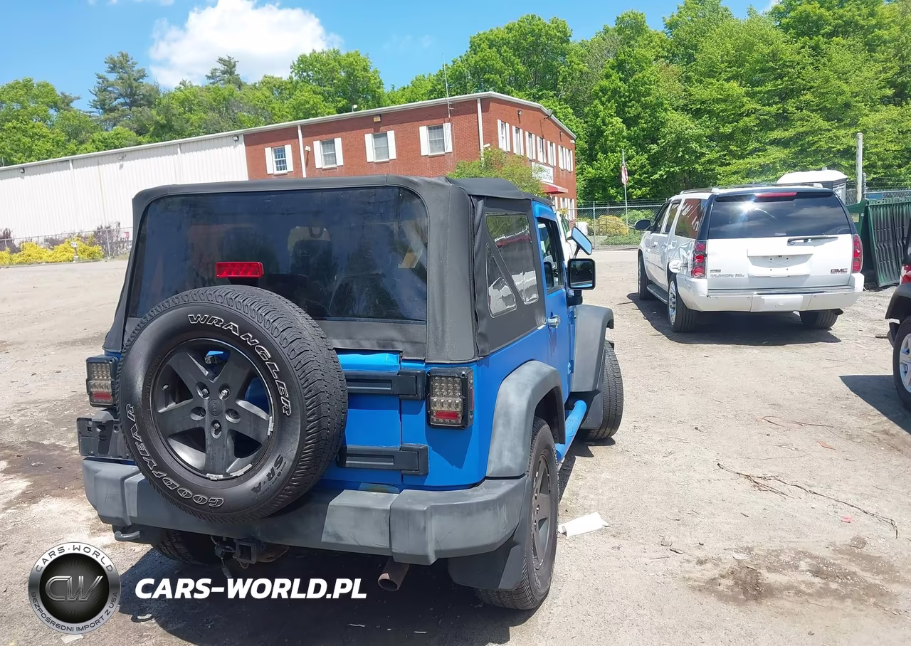 2013 Jeep Wrangler Sport VIN:1C4AJWAG6DL531238 - 4