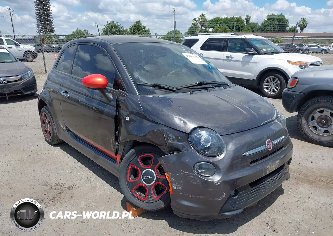 2016 Fiat 500E Battery Electric – zdjęcie 1 z 18