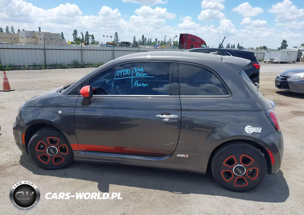 2016 Fiat 500E Battery Electric VIN:3C3CFFGE6GT209745 - 14