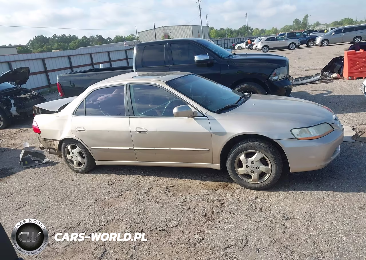 2000 Honda Accord 2.3 Ex VIN:JHMCG5568YC033792 - 13