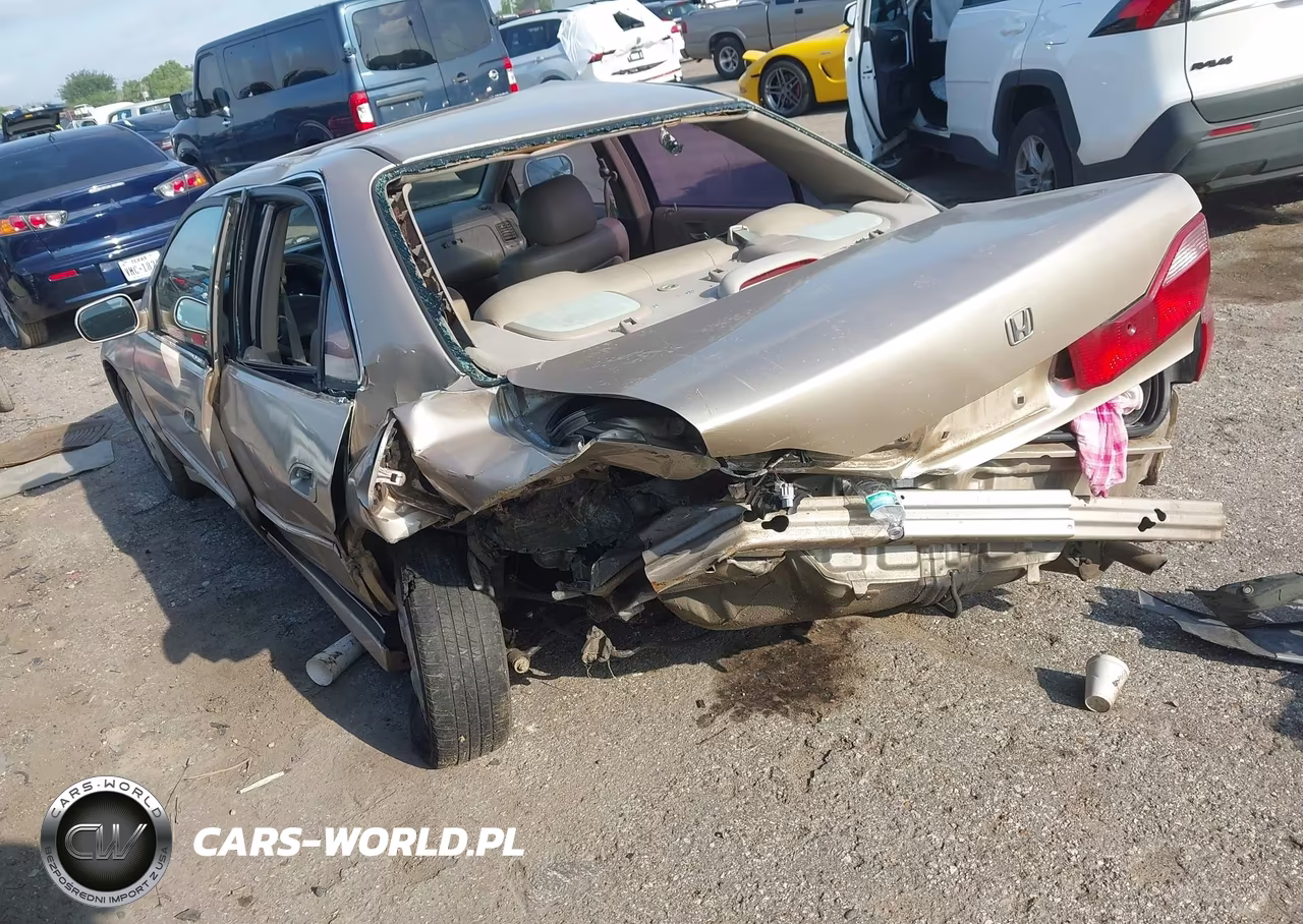 2000 Honda Accord 2.3 Ex VIN:JHMCG5568YC033792 - 3