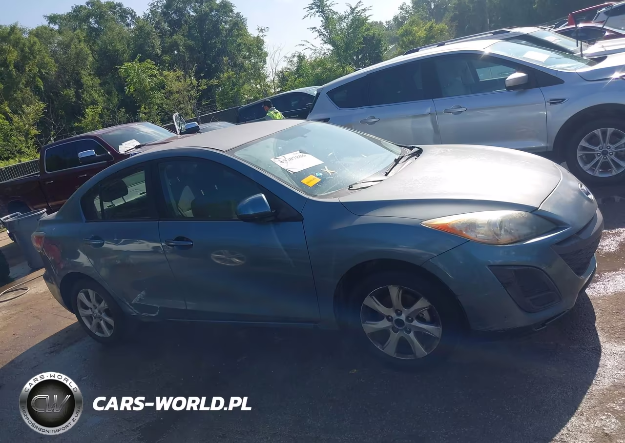 2011 Mazda Mazda3 I Touring VIN:JM1BL1VF4B1382551 - 13