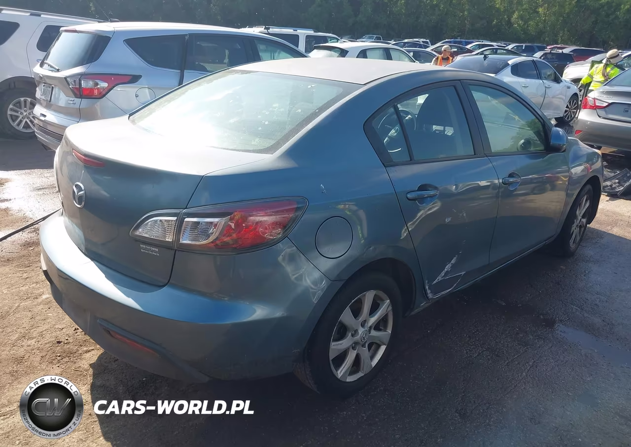 2011 Mazda Mazda3 I Touring VIN:JM1BL1VF4B1382551 - 4