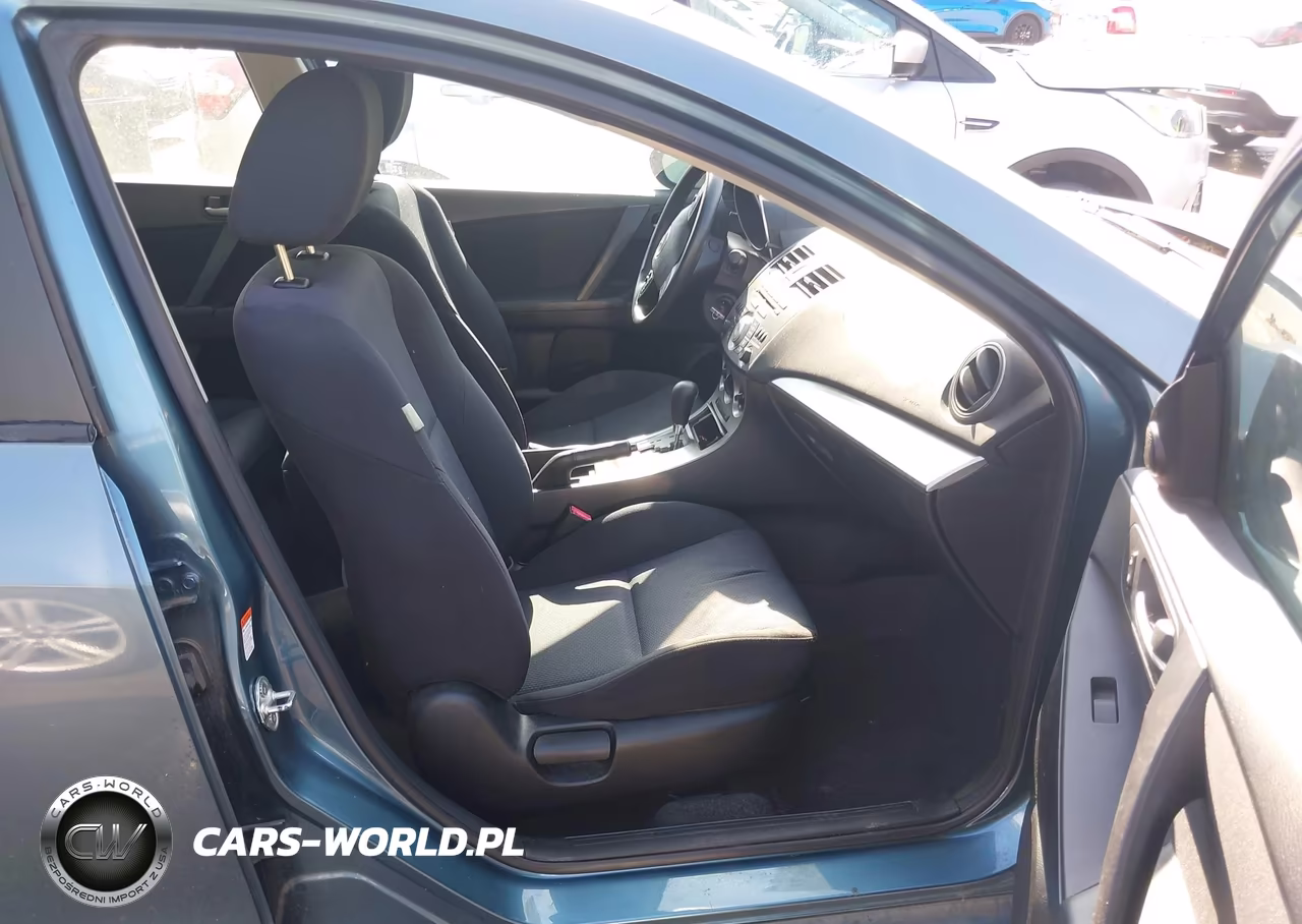2011 Mazda Mazda3 I Touring VIN:JM1BL1VF4B1382551 - 5