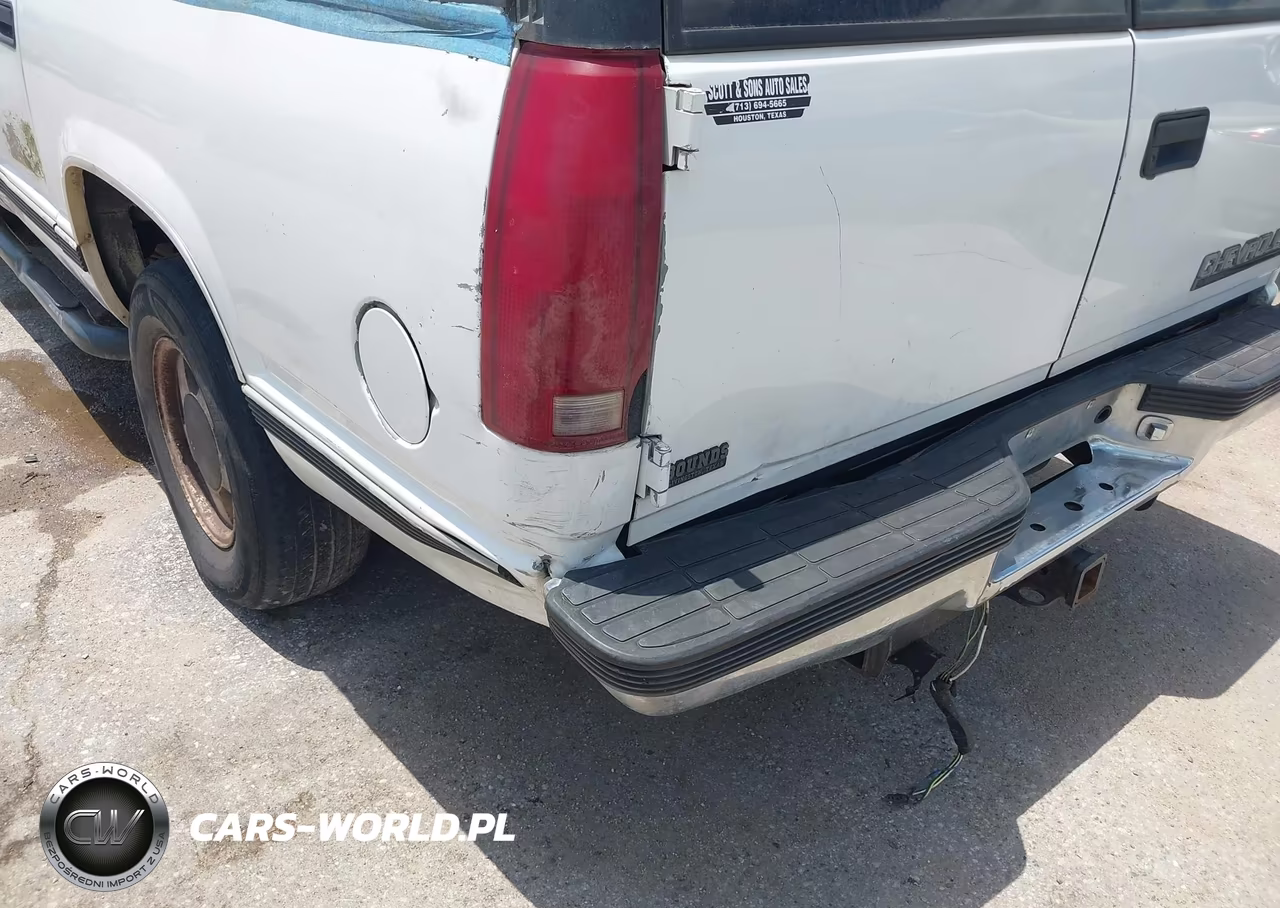 1999 Chevrolet Suburban 1500 Lt VIN:3GNEC16R1XG174357 - 6