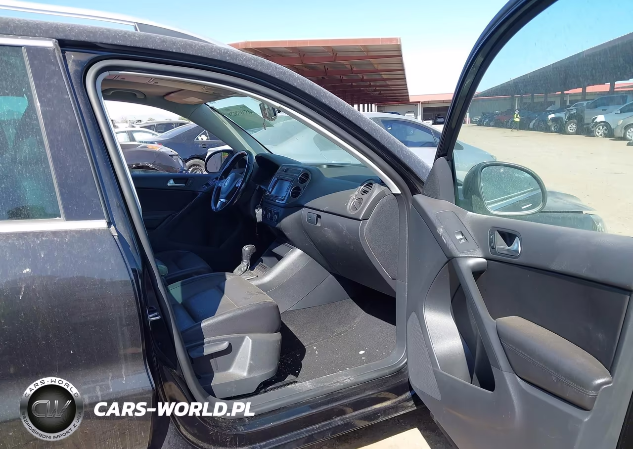 2012 Volkswagen Tiguan Le-S-Se-Sel VIN:WVGAV7AX3CW514514 - 5