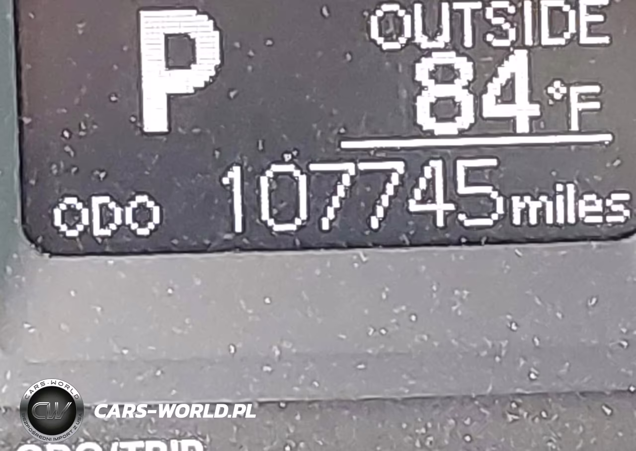 2017 Toyota Corolla Le VIN:5YFBURHE4HP723899 - 16
