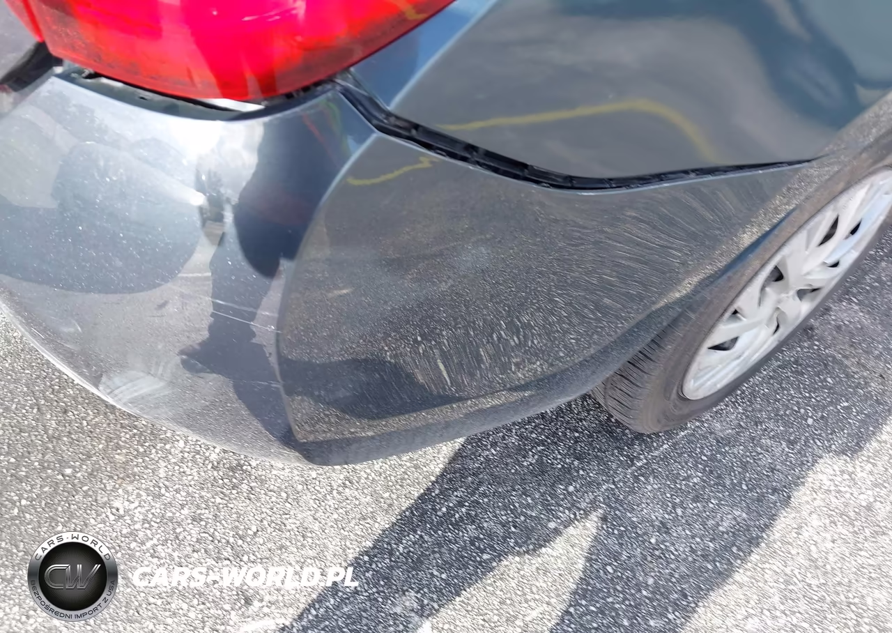 2017 Toyota Corolla Le VIN:5YFBURHE4HP723899 - 19