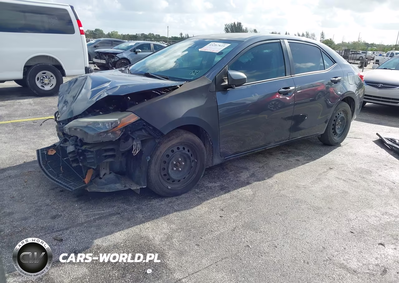 2017 Toyota Corolla Le VIN:5YFBURHE4HP723899 - 2