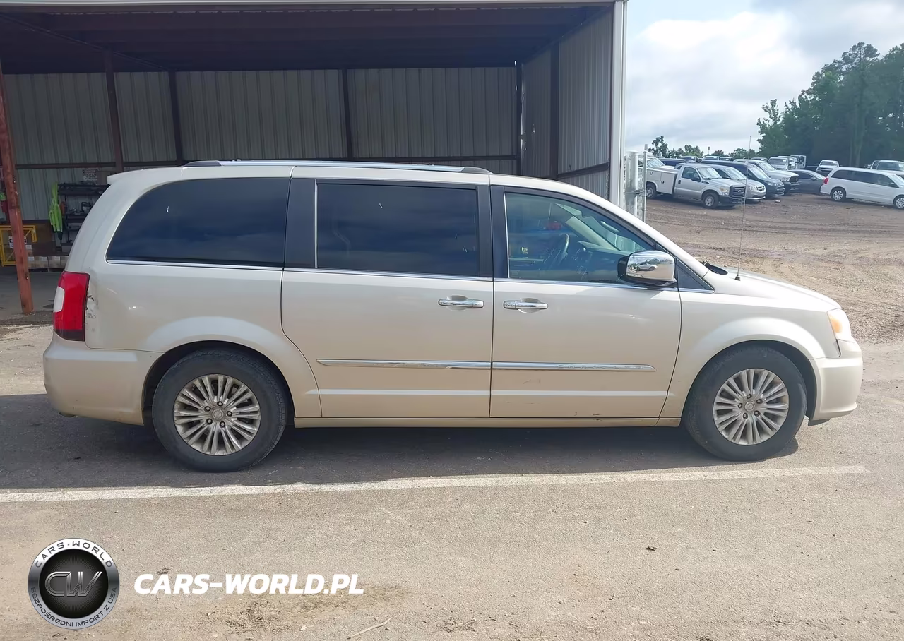 2014 Chrysler Town & Country Limited VIN:2C4RC1GG9ER204218 - 13