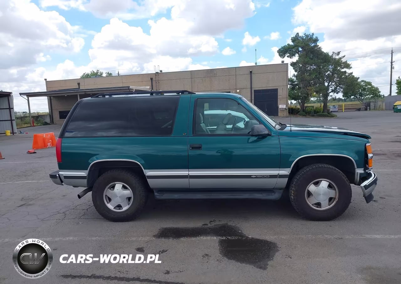1997 Chevrolet Tahoe VIN:3GNEK18R5VG132044 - 13