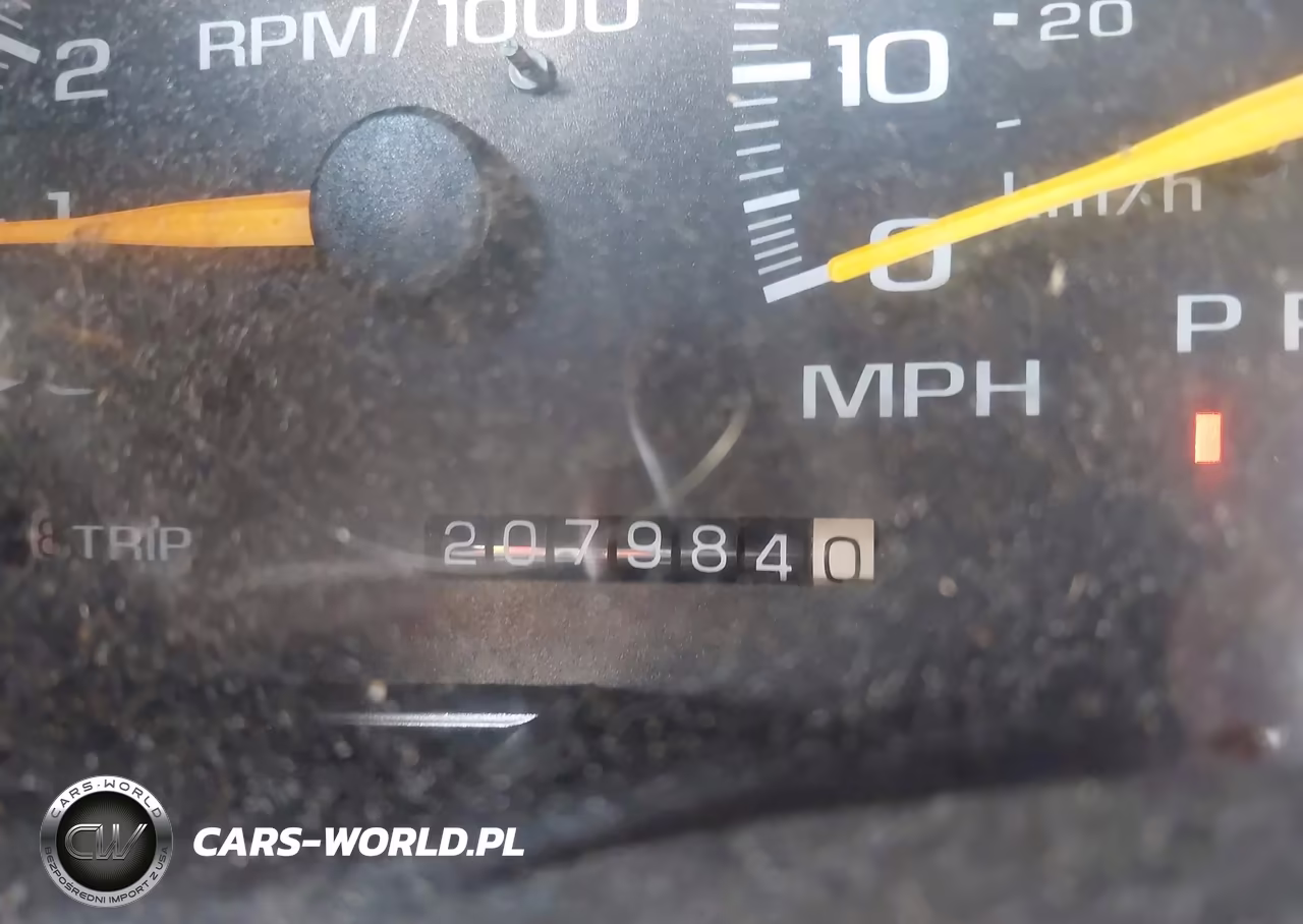 1997 Chevrolet Tahoe VIN:3GNEK18R5VG132044 - 15