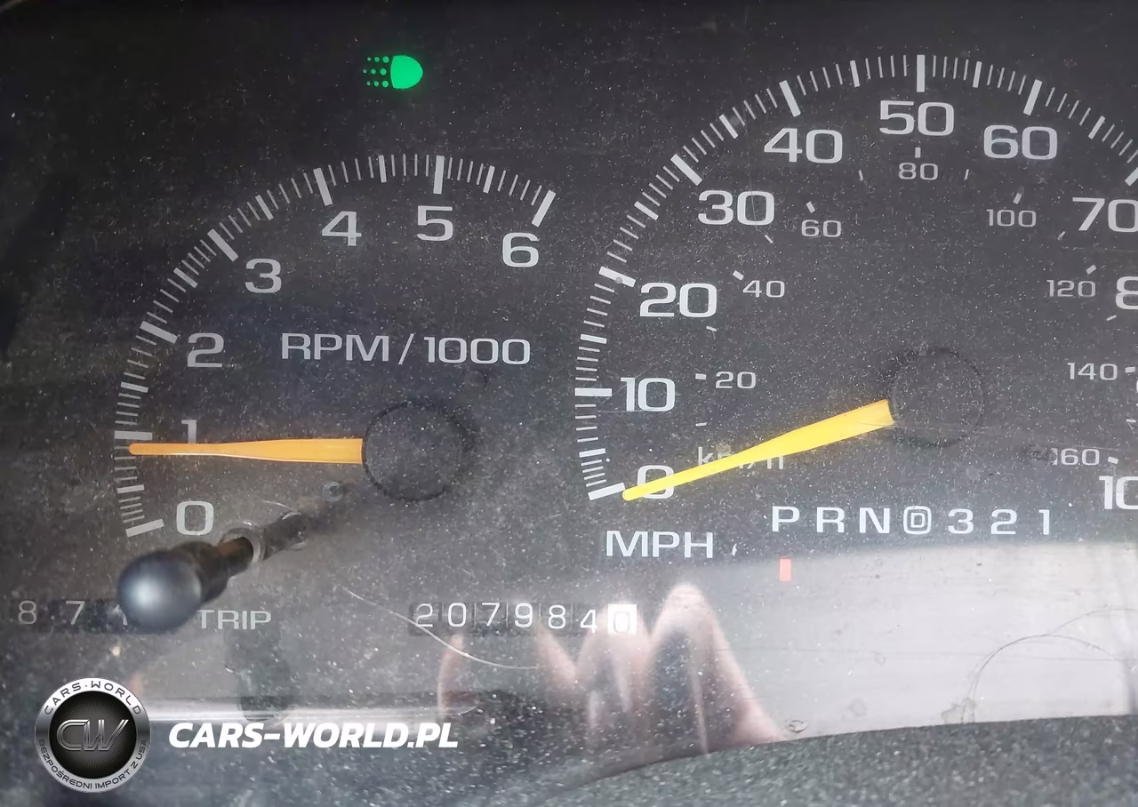 1997 Chevrolet Tahoe VIN:3GNEK18R5VG132044 - 7