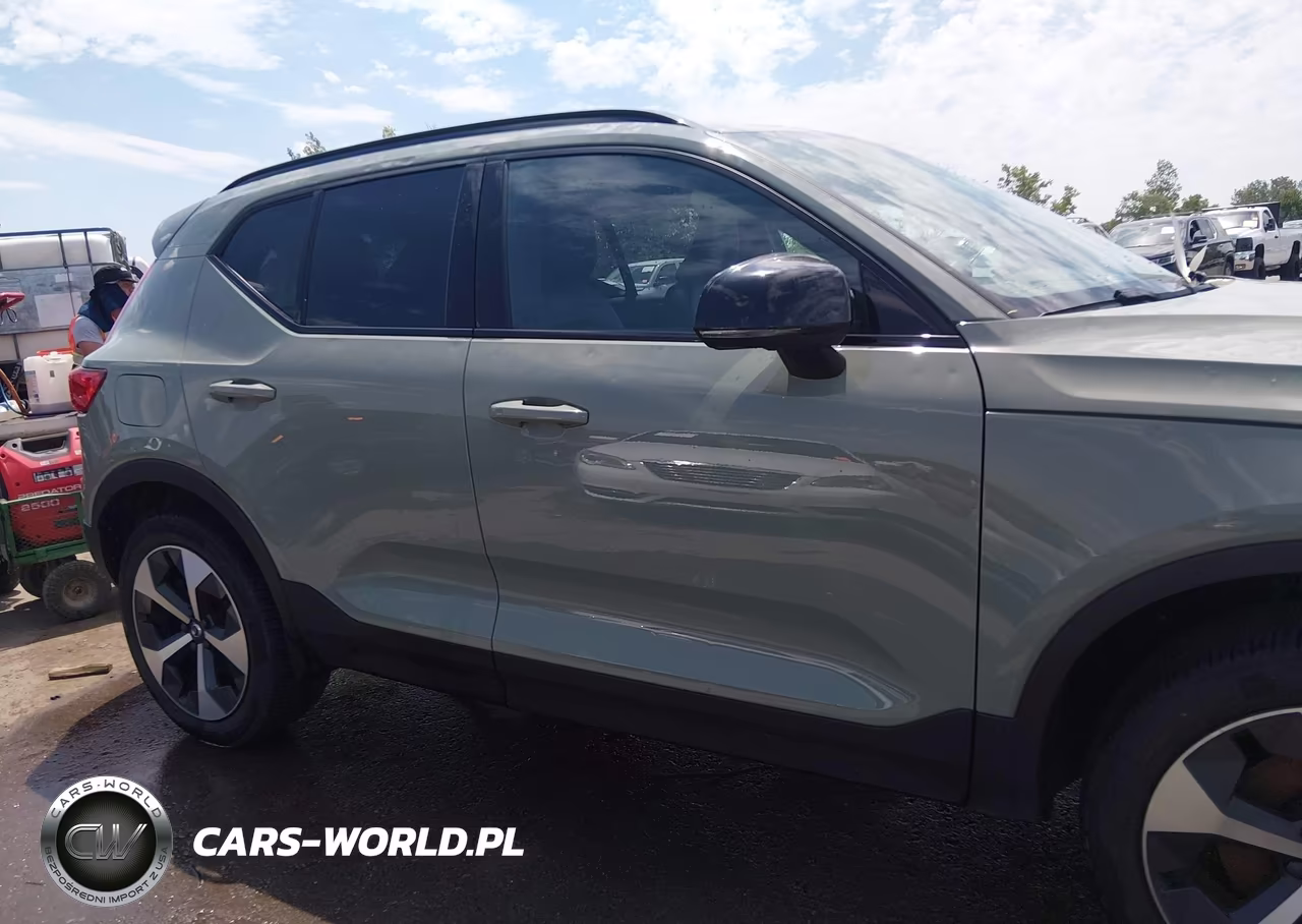 2023 Volvo Xc40 B5 Plus Dark Theme VIN:YV4L12UW4P2911089 - 13