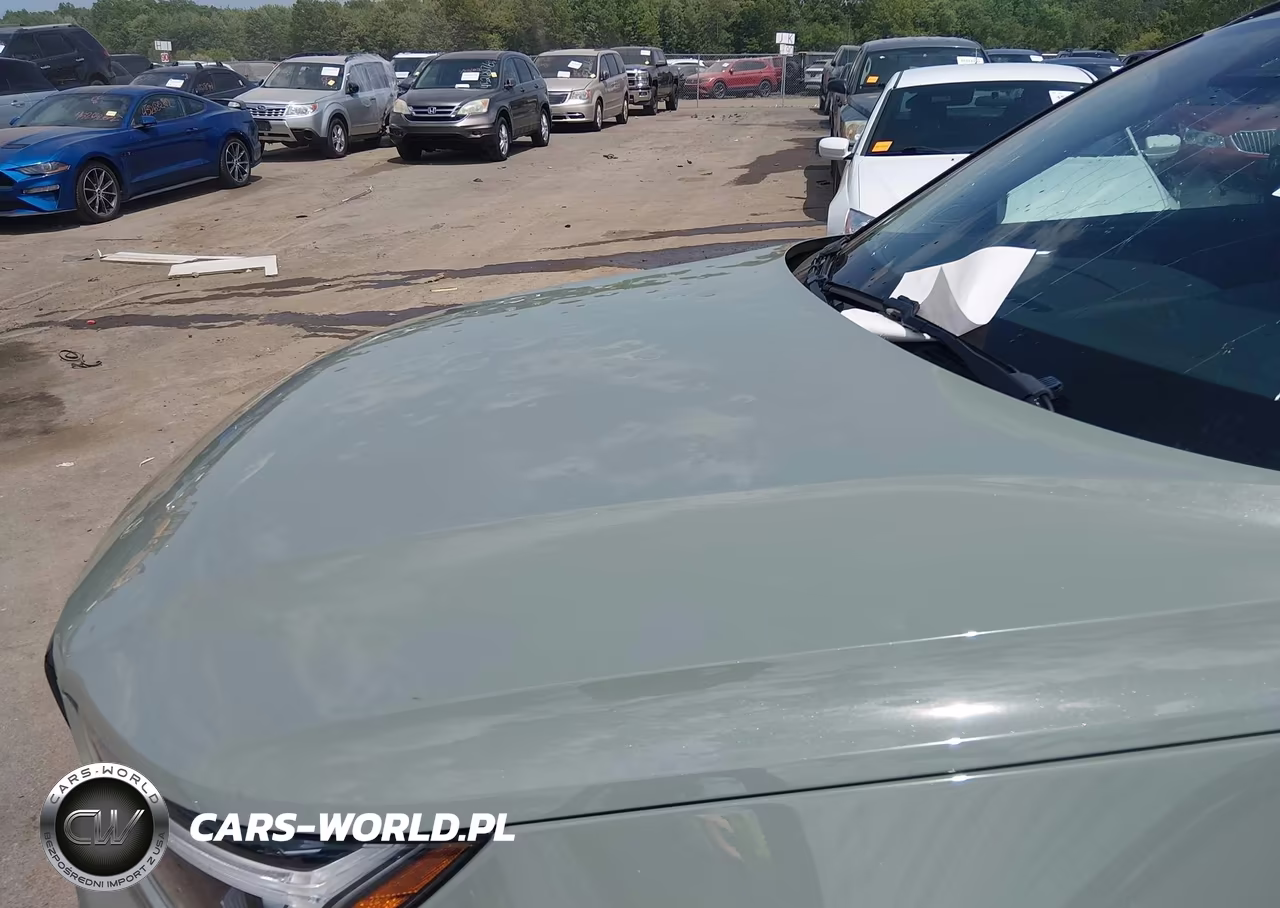 2023 Volvo Xc40 B5 Plus Dark Theme VIN:YV4L12UW4P2911089 - 6