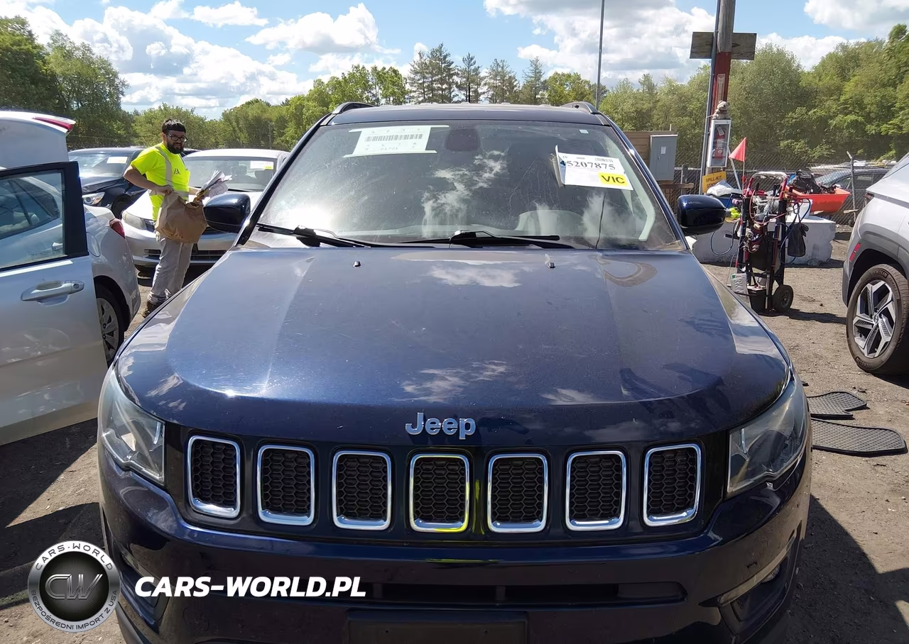 2018 Jeep Compass Latitude 4X4 VIN:3C4NJDBB3JT256193 - 6