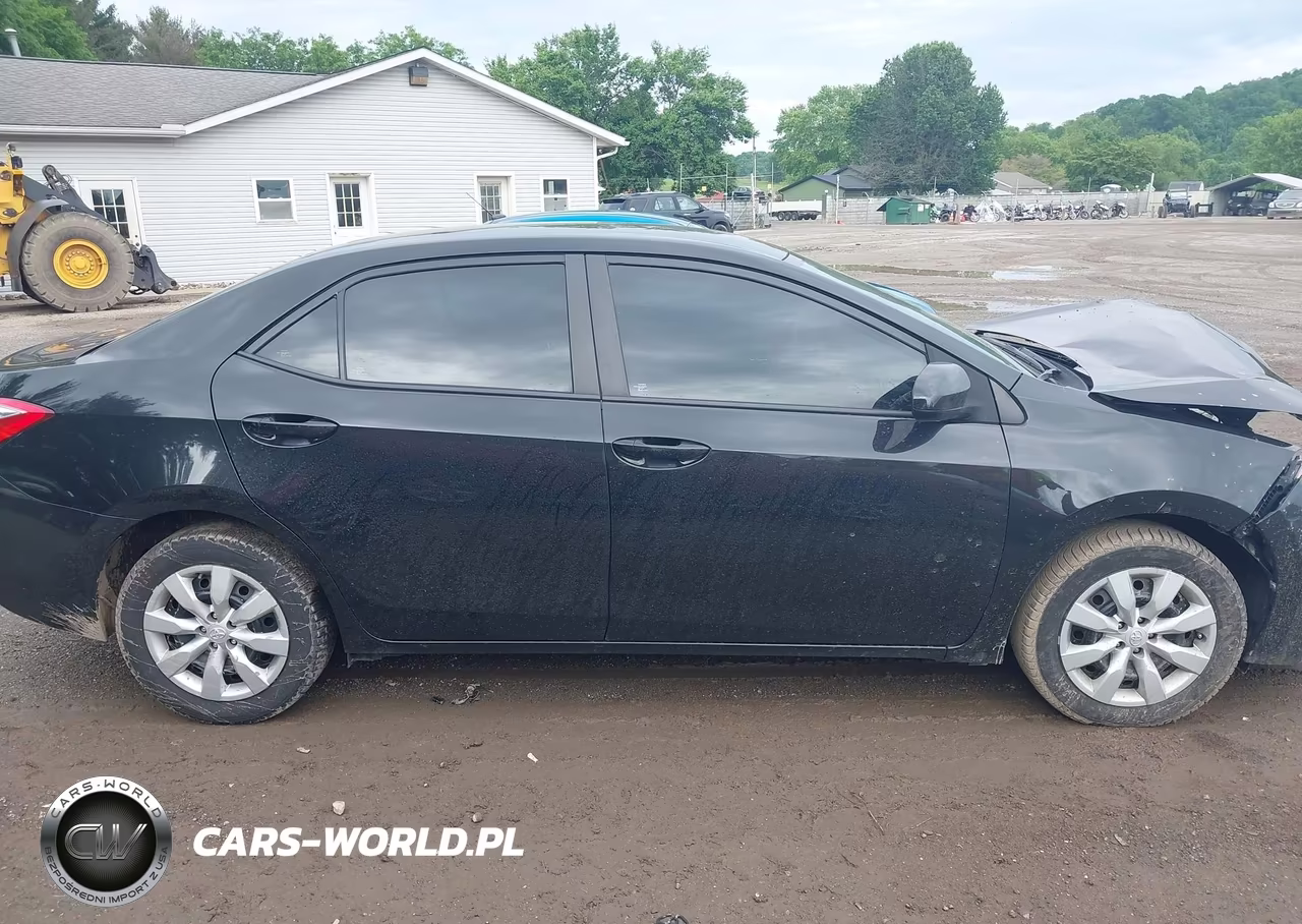 2016 Toyota Corolla Le VIN:5YFBURHE5GP539165 - 13
