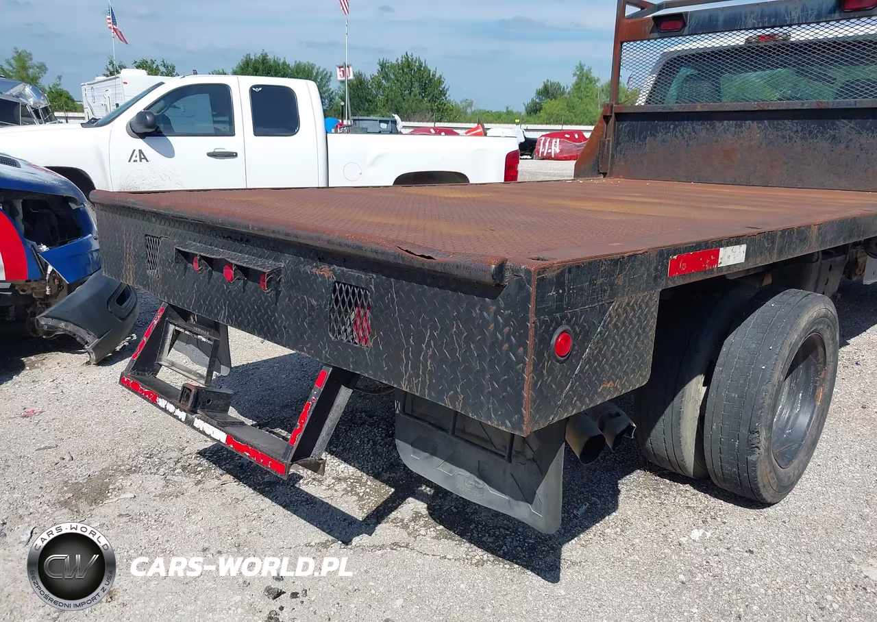 2011 Ford F-450 Chassis Xl VIN:1FDUF4GT7BEA67266 - 4