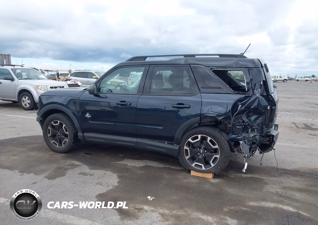 2021 Ford Bronco Sport Outer Banks VIN:3FMCR9C64MRB00014 - 14