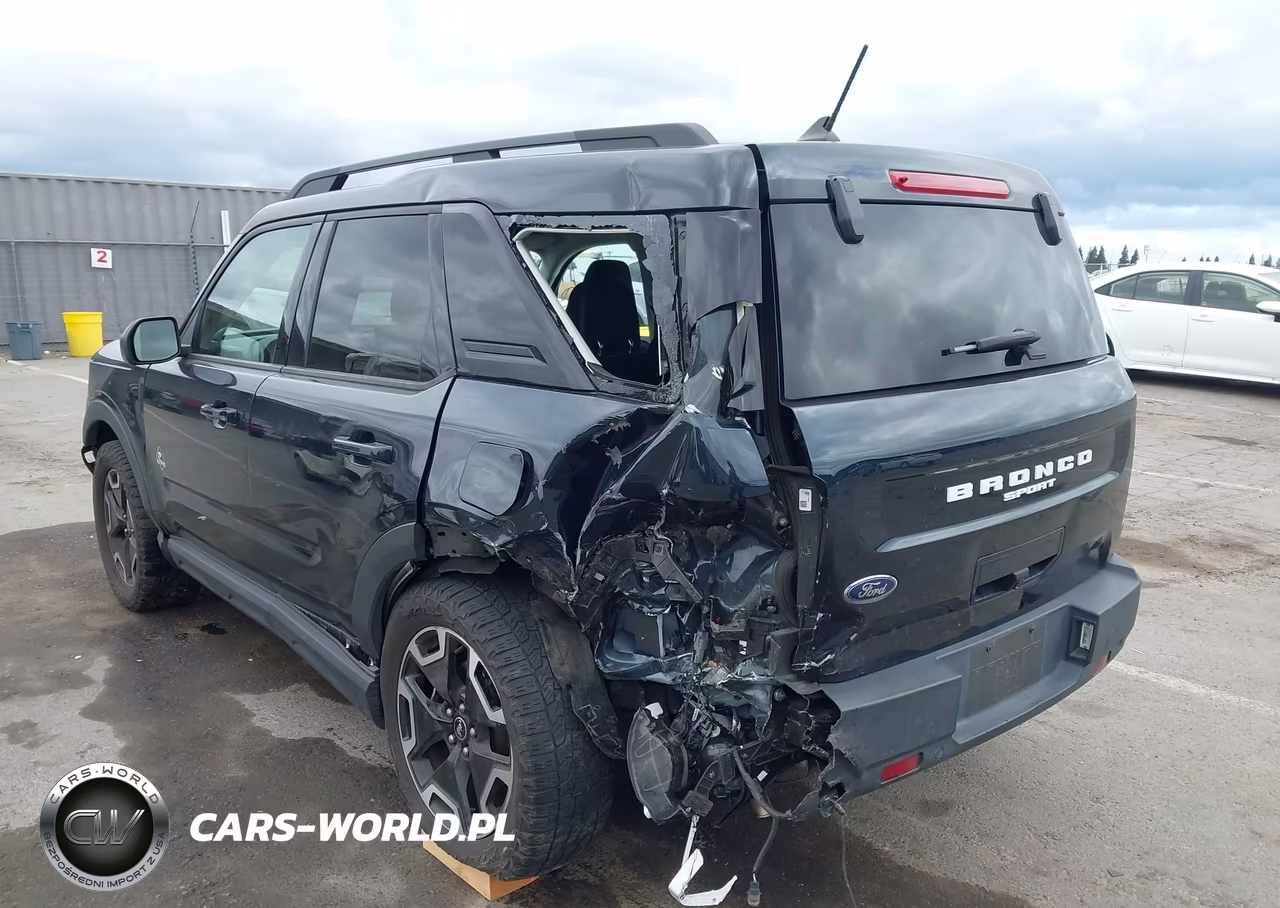 2021 Ford Bronco Sport Outer Banks VIN:3FMCR9C64MRB00014 - 6