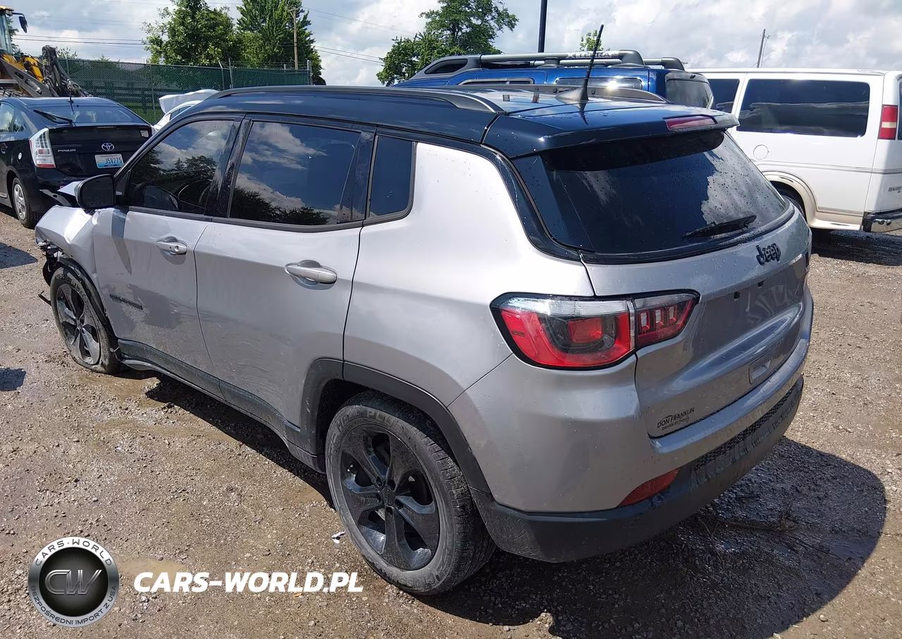 2019 Jeep Compass Altitude Fwd VIN:3C4NJCBB4KT658705 - 3