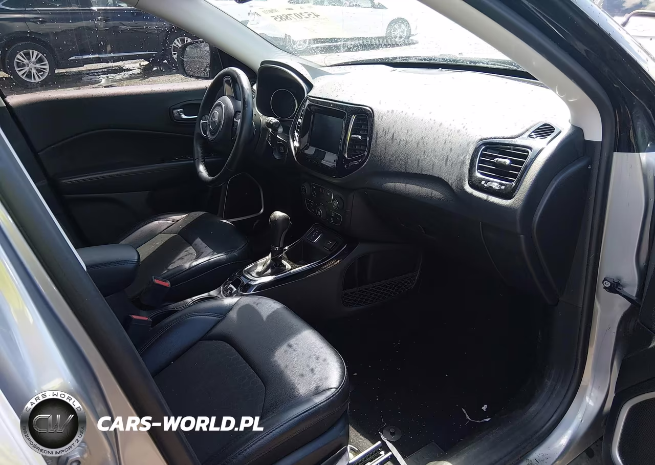 2019 Jeep Compass Altitude Fwd VIN:3C4NJCBB4KT658705 - 5