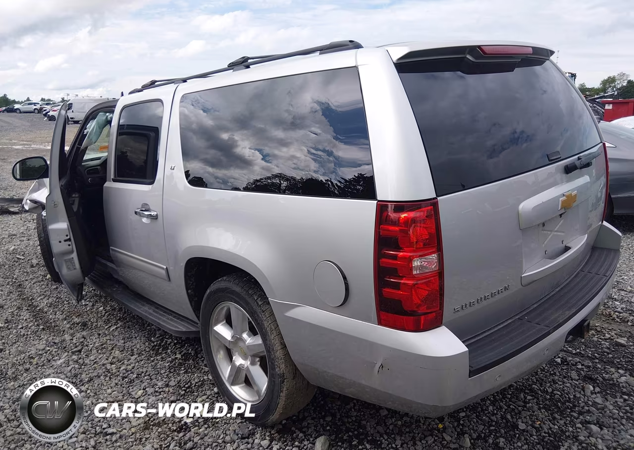 2014 Chevrolet Suburban 1500 Lt VIN:1GNSCJE03ER217647 - 3