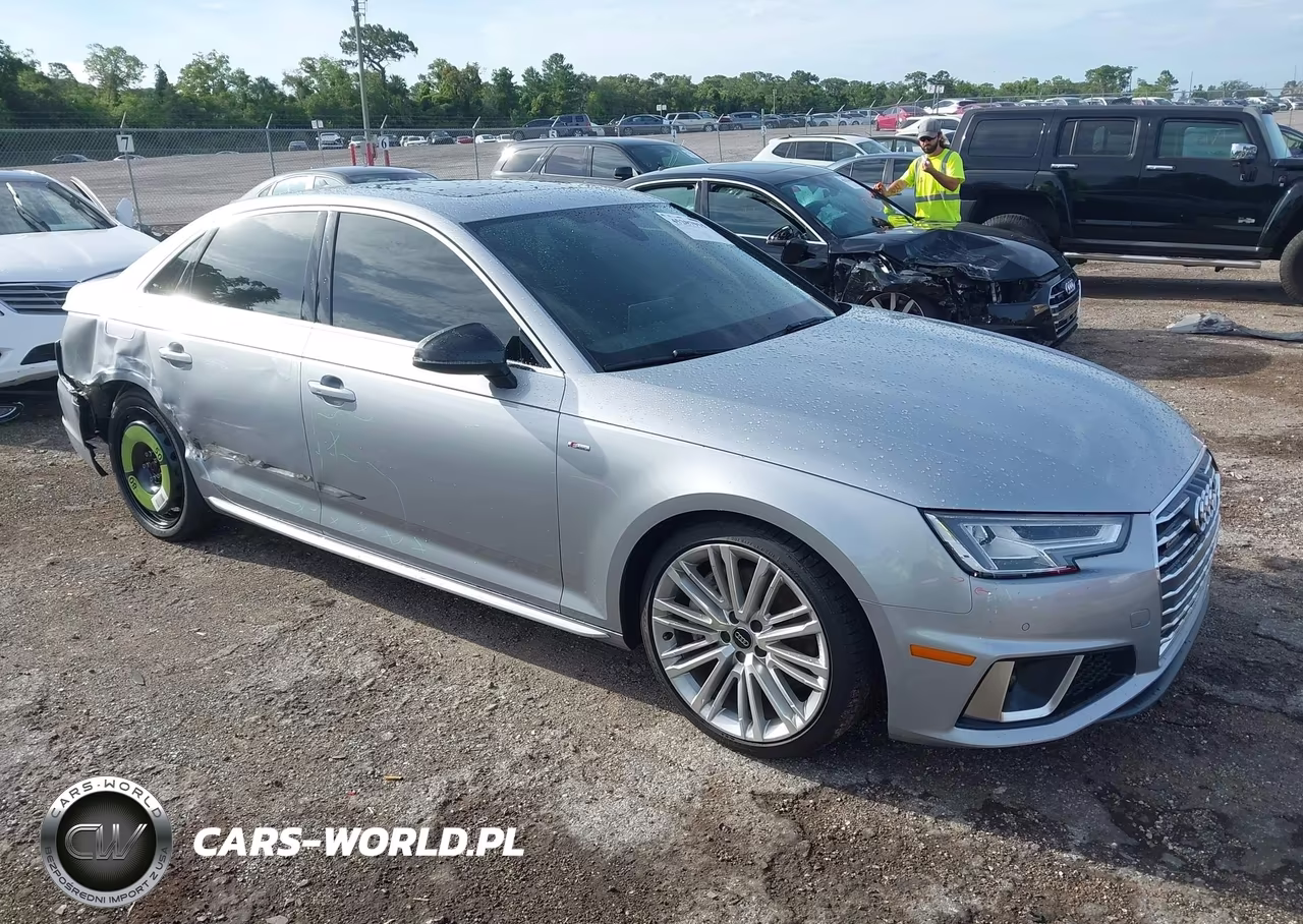 2019 Audi A4 45 Premium – zdjęcie 1 z 17