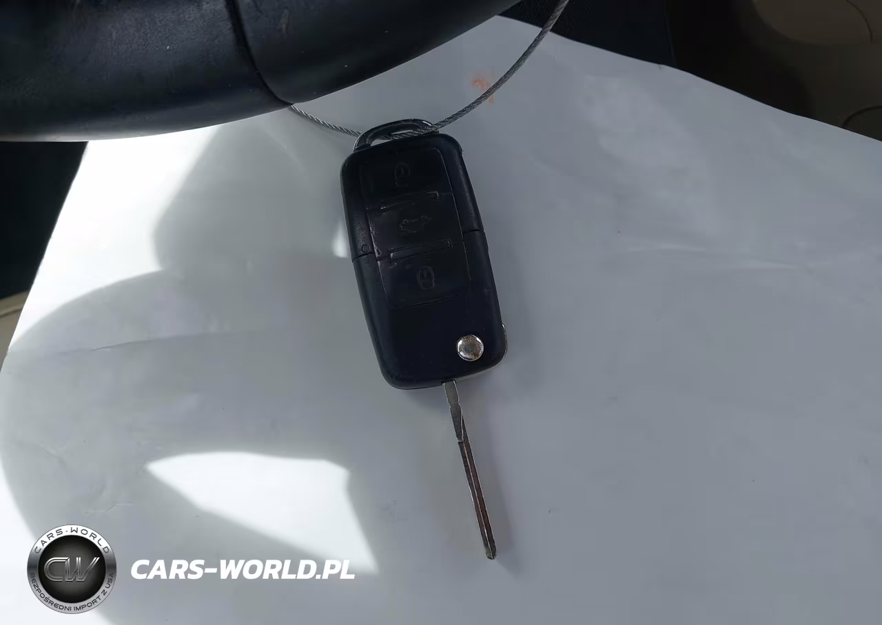 2008 Volkswagen New Beetle Se VIN:3VWRG31Y58M413661 - 11