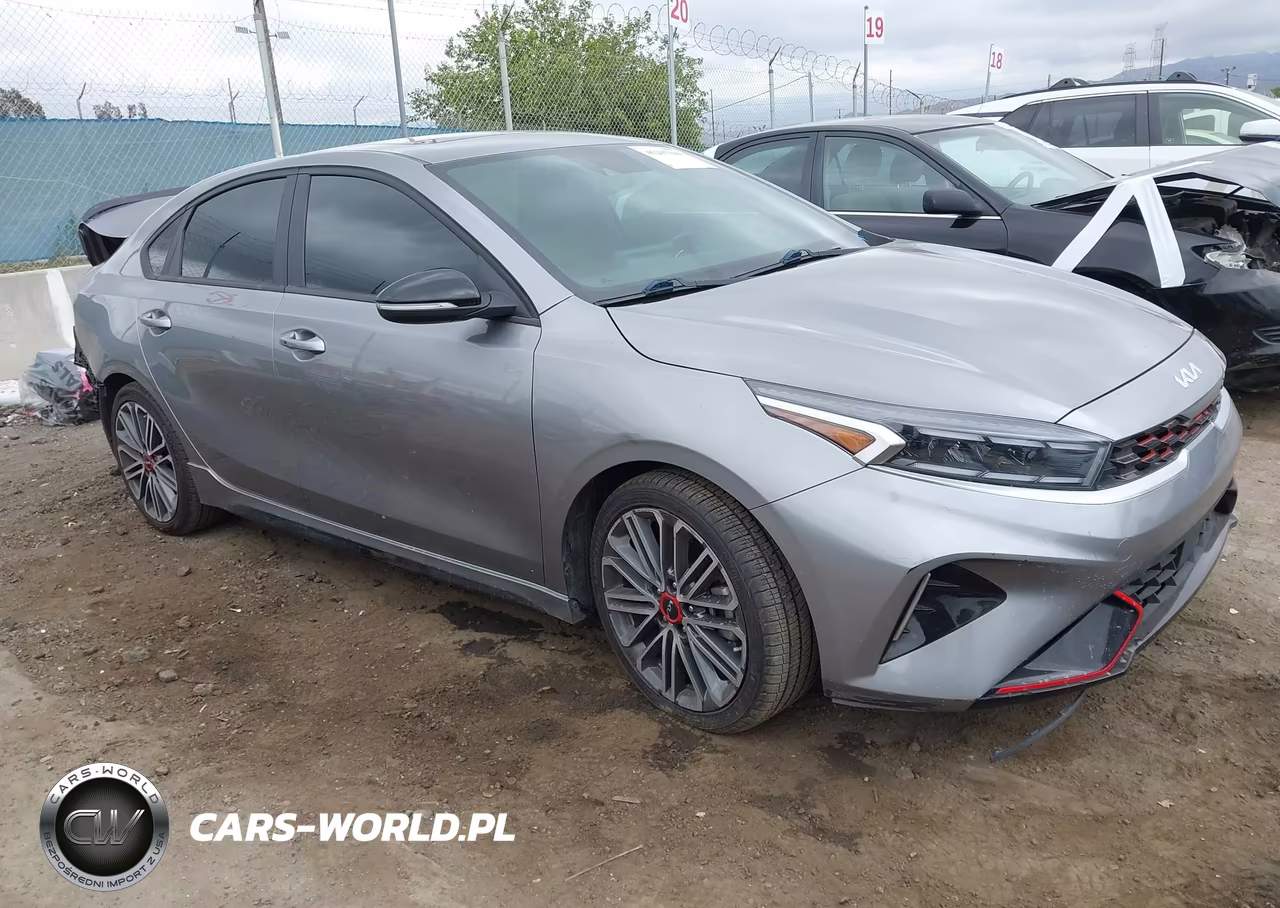 2022 Kia Forte Gt – zdjęcie 1 z 17