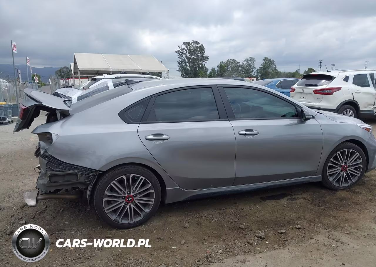 2022 Kia Forte Gt VIN:3KPF44AC2NE477882 - 14