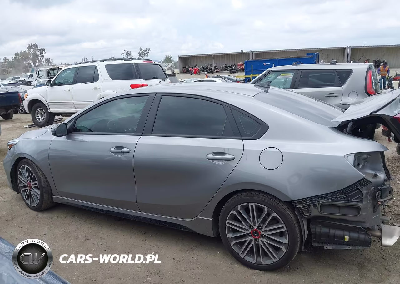 2022 Kia Forte Gt VIN:3KPF44AC2NE477882 - 15