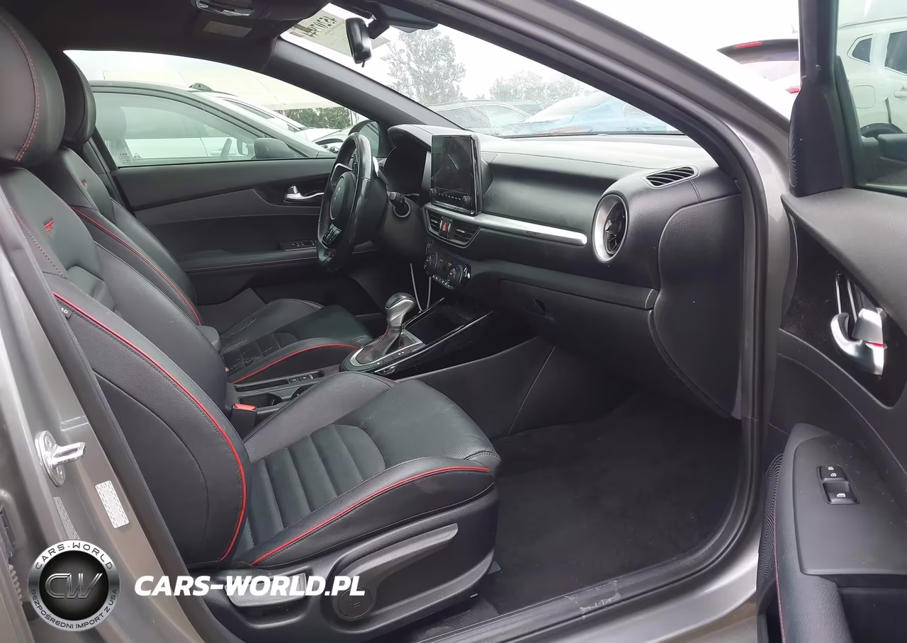 2022 Kia Forte Gt VIN:3KPF44AC2NE477882 - 5