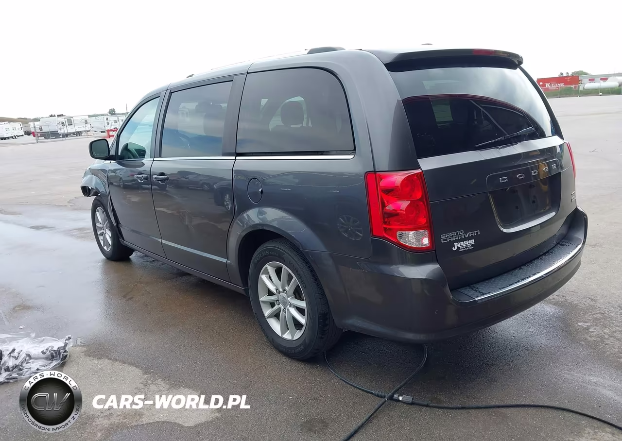 2019 Dodge Grand Caravan Sxt VIN:2C4RDGCG9KR631836 - 3